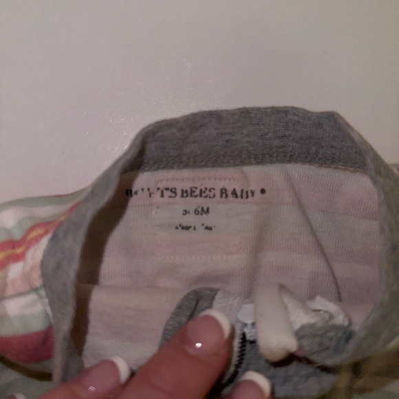 Burt’s Bees Baby Zip Up Onesie - Picture 3 of 3